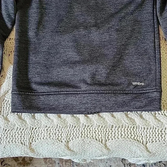 Umbro Youth Large Hooded Fleece Zip-Up Athletic Jacket‎ Unisex Black and Gray - Picture 9 of 11